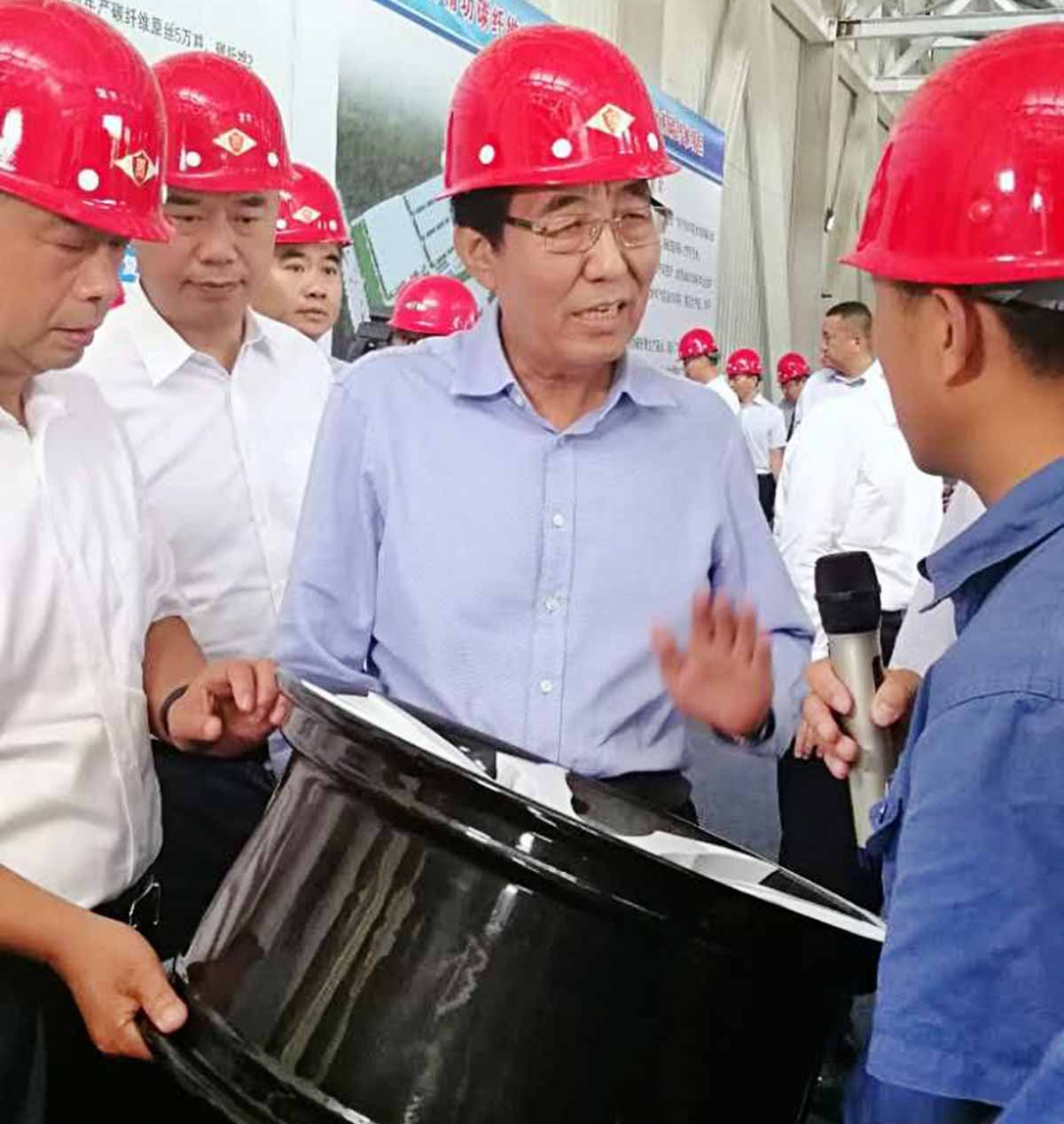 吉林省委書(shū)記巴音朝魯視察蘇華吉林化纖集團項目