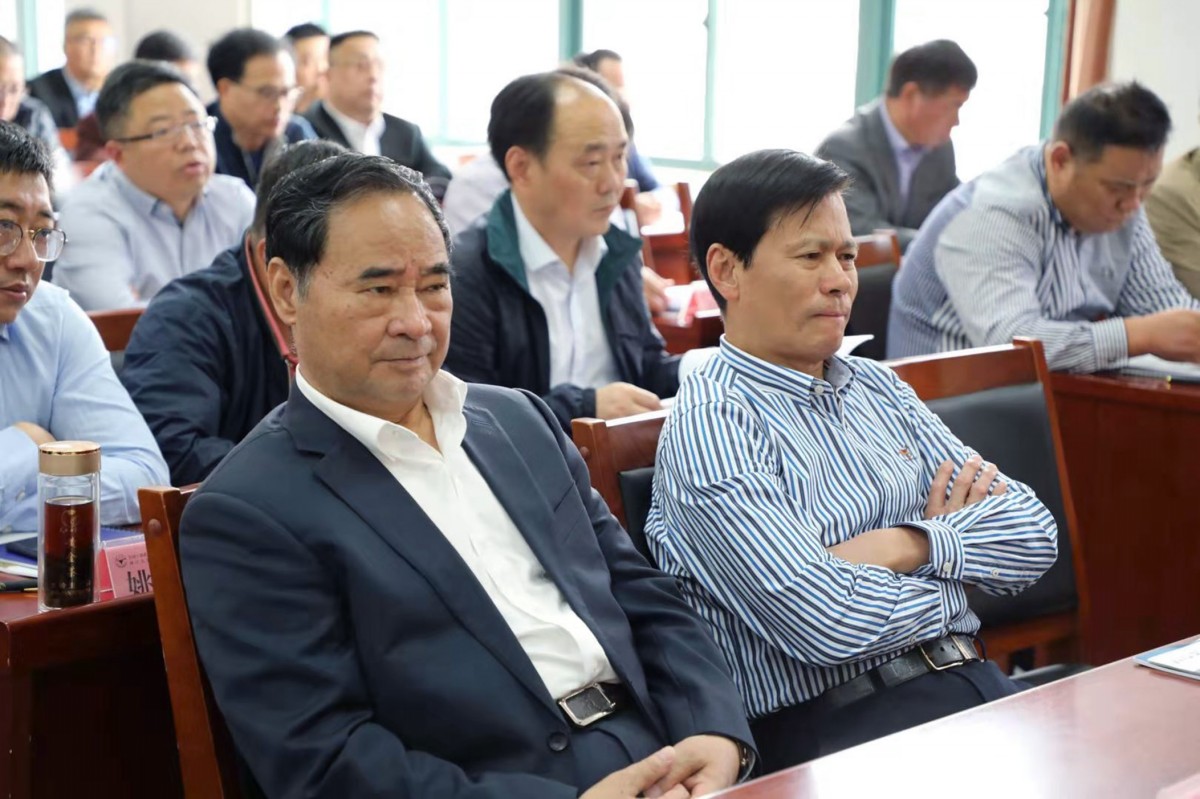 市建協(xié)會(huì )長(cháng)宋小華參培并在開(kāi)班儀式上講話(huà)(圖1)